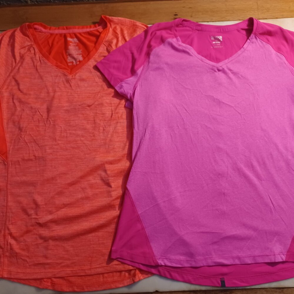 Lot of 2 Danskin Now Women’s L Short Sleeve Activewear Tops Pink & Peach